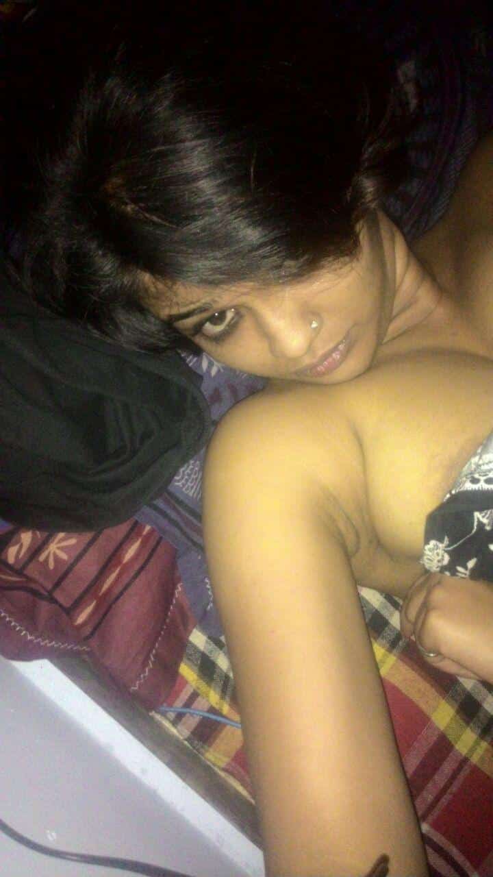 hot Indian boobs pics