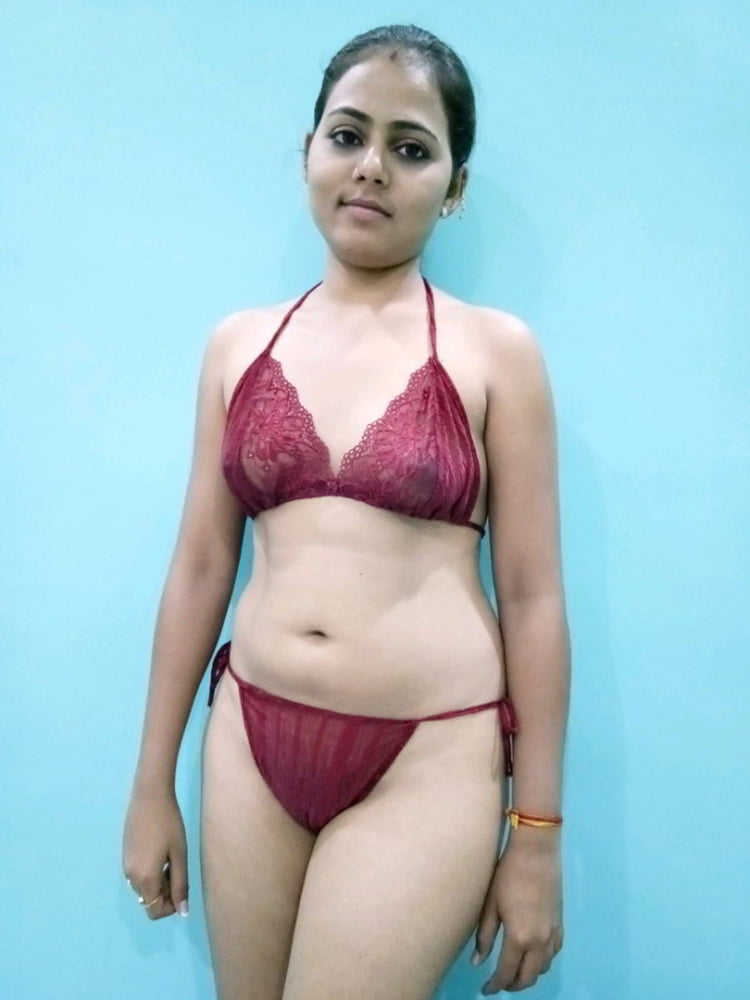 Desi Dehati wife nude pics