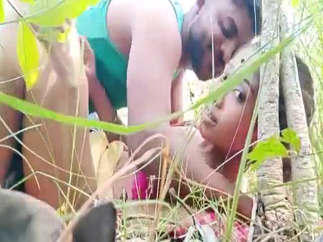 Beautiful Indian girl fucking in jungle