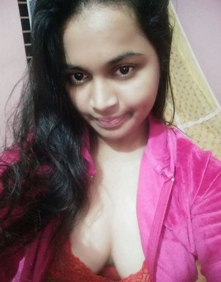 booby Indian teen seducing huge boobs