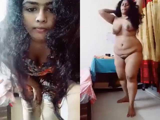 big ass Indian lady showing her naked