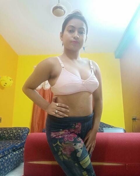 Big ass Indian girl nude photos in hot