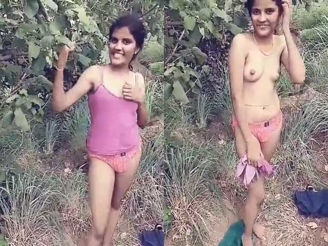 Tamil cute girl topless show for lover
