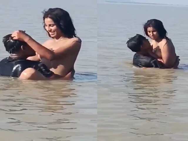 fucking Desi Randi sitting on shallow river