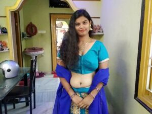 Telugu hot bhabhi saree striptease boob show