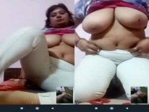 Mature Indian housewife showing