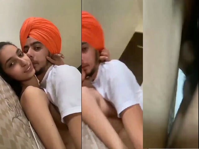 slim Punjabi girl sex with college lover